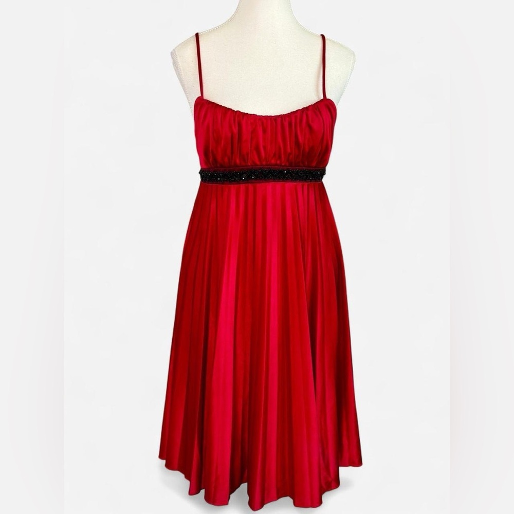 Speechless Red Empire Waist Pleated Party Dress Size Medium